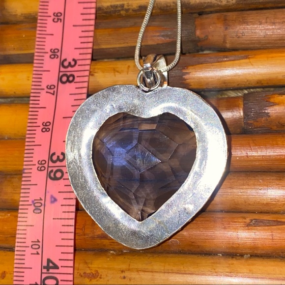 Sparkly London Blue Quartz heart pendant - Picture 6 of 7